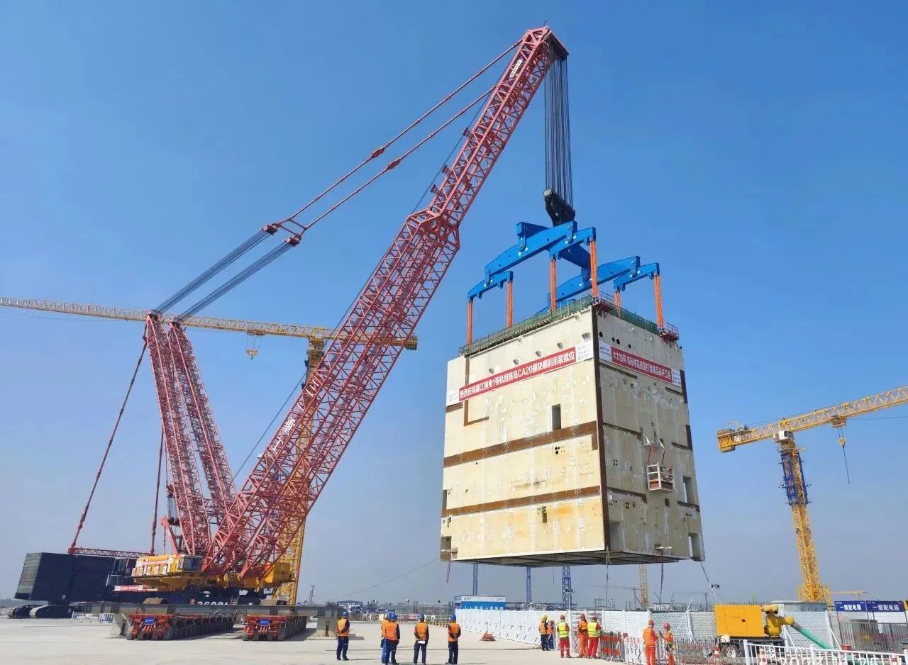  廉江核電1號(hào)機(jī)組CA20模塊運(yùn)輸、吊裝 
